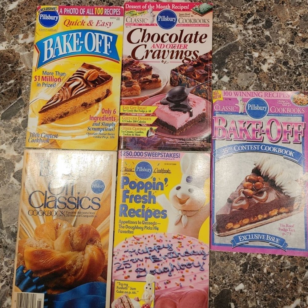 Pillsbury Recipe Books - Lot of 5